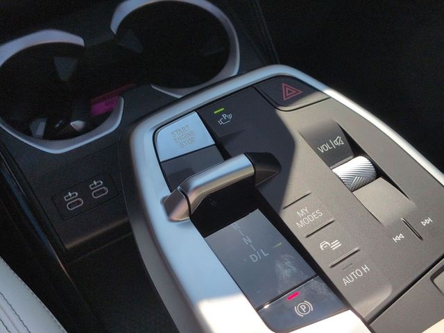 2026 BMW X1 28i - Photo 11