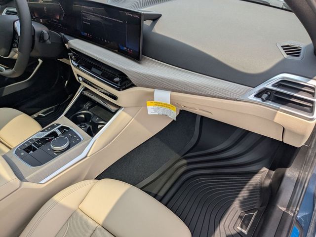 2025 BMW 3 Series 330i - Photo 19
