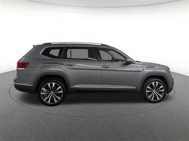 2019 Volkswagen Atlas SEL Premium photo 3