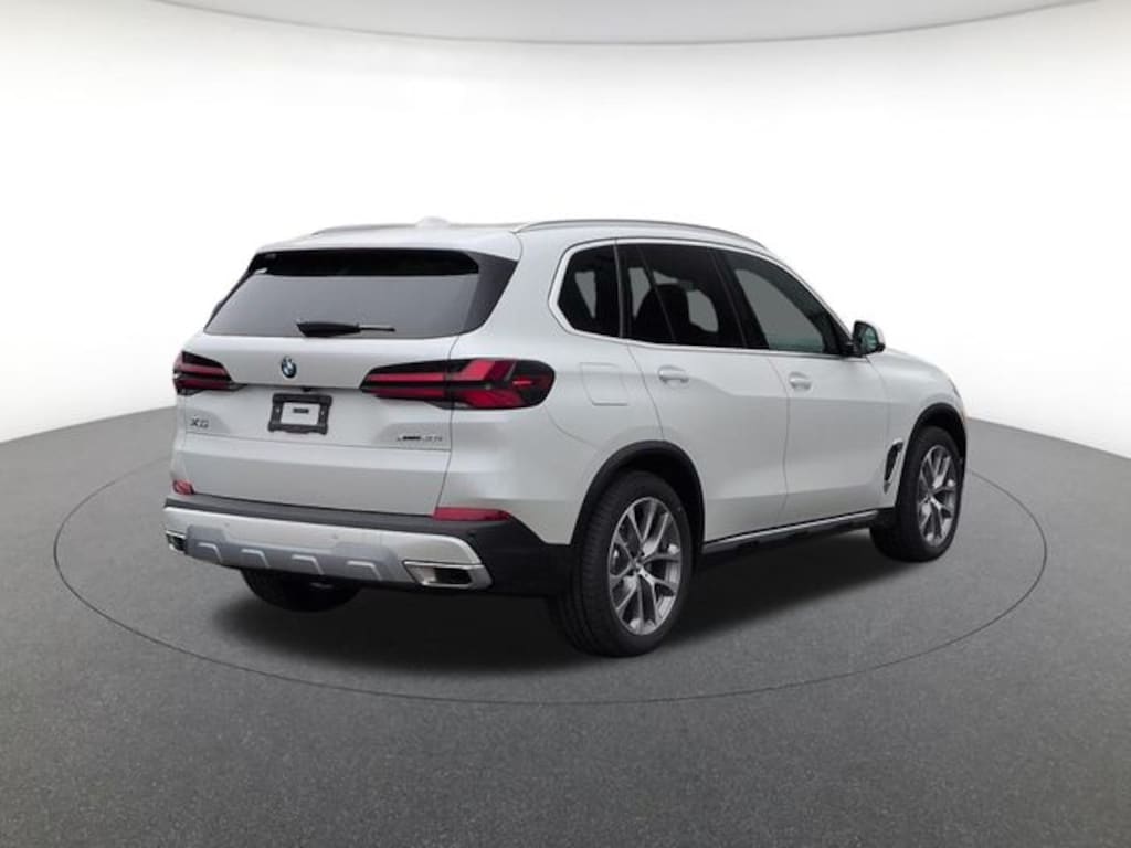 New 2026 BMW X5 xDrive40i SUV