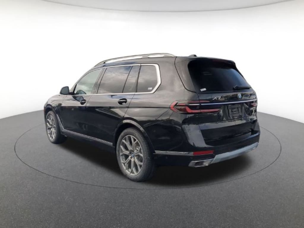 New 2027 BMW X7 xDrive40i SUV