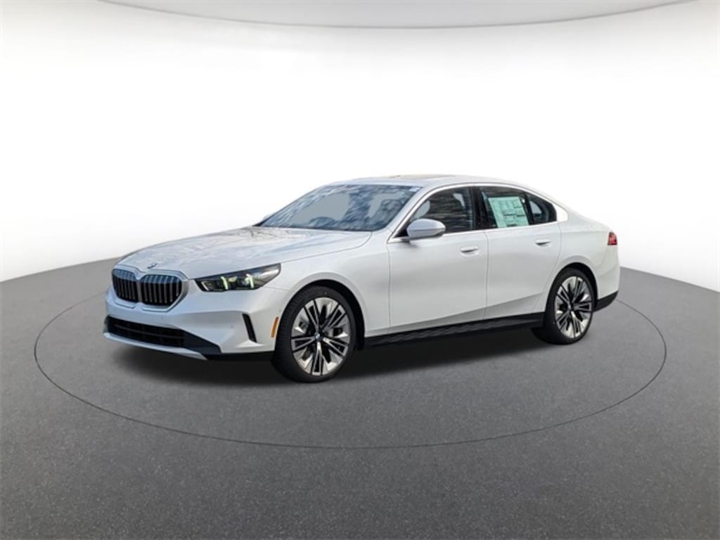 New 2026 BMW 530i xDrive Sedan