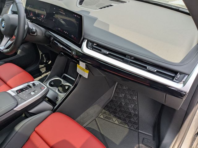 2025 BMW X1 28i - Photo 18