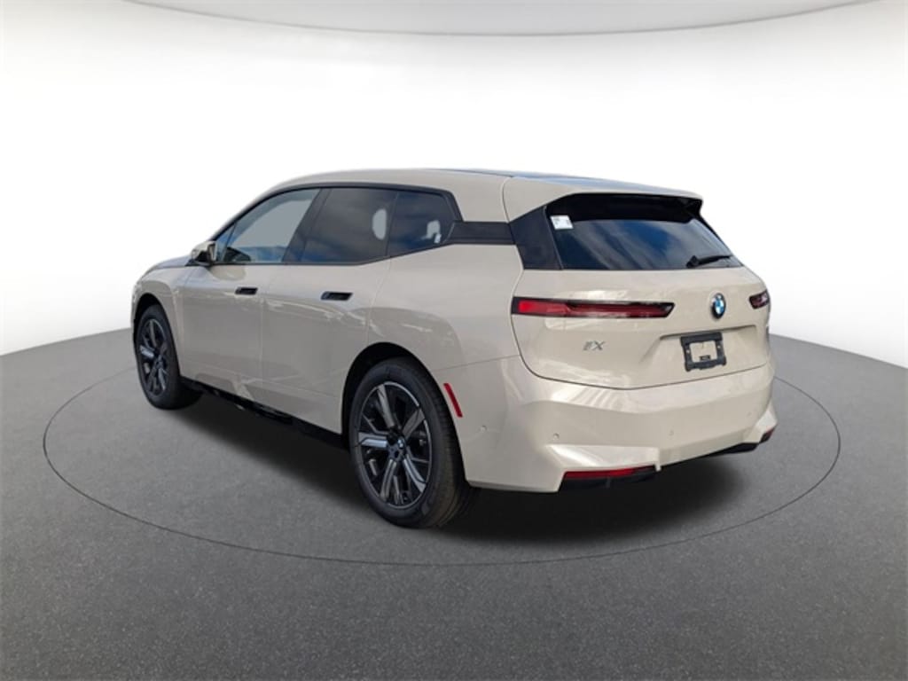 New 2026 BMW iX xDrive60 SUV
