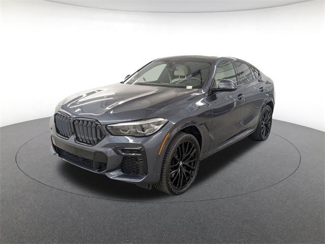 2022 BMW X6 40i's photo