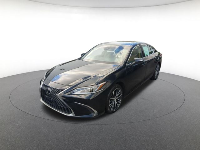 2024 Lexus ES 350 350's photo