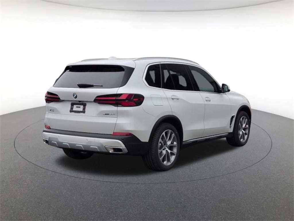 New 2026 BMW X5 xDrive40i SUV
