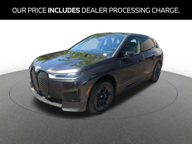 2024 BMW iX xDrive50's photo