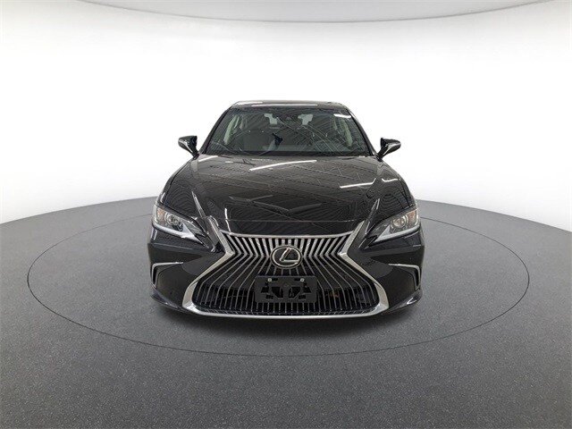 2021 Lexus ES 350 photo 2