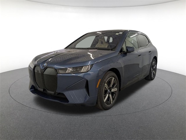2026 BMW iX 45's photo