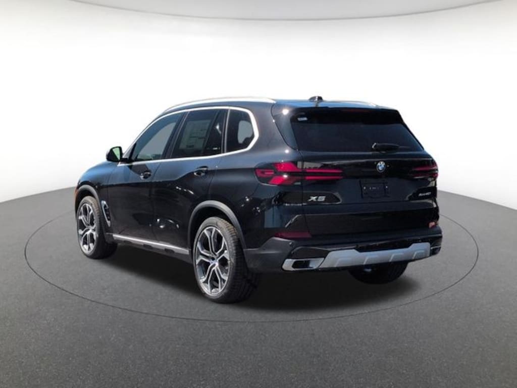 New 2026 BMW X5 xDrive40i SUV