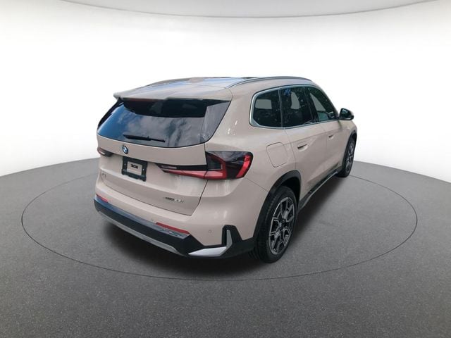 2026 BMW X1 28i - Photo 5
