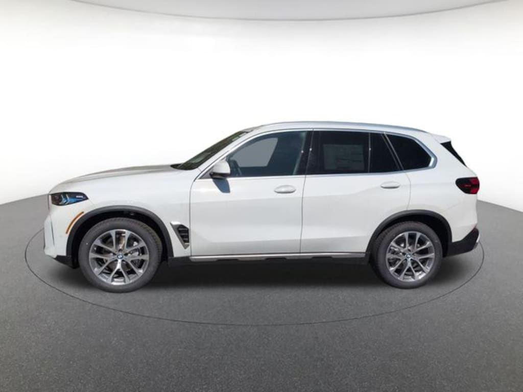 New 2026 BMW X5 xDrive40i SUV