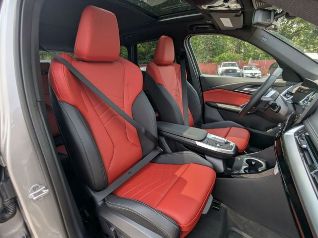 2025 BMW X1 28i - Photo 19