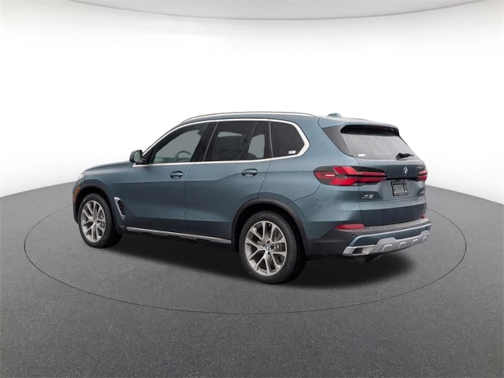 New 2026 BMW X5 xDrive40i SUV