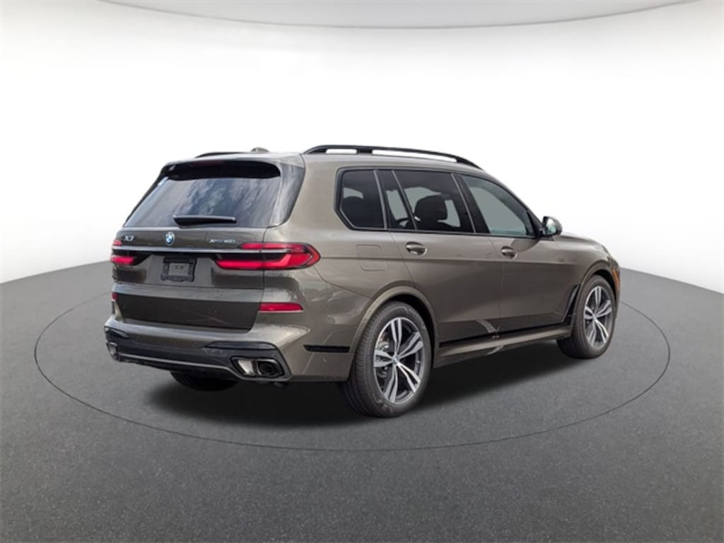 New 2026 BMW X7 xDrive40i SUV