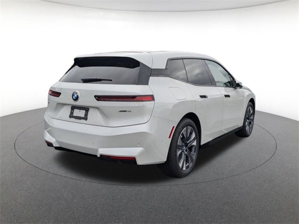 New 2026 BMW iX xDrive45 SUV