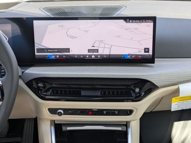 2025 BMW 3 Series 330i - Photo 15