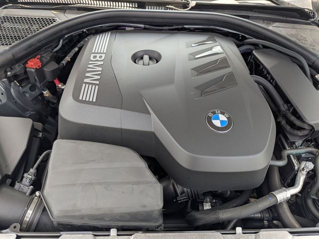 2025 BMW 3 Series 330i - Photo 23