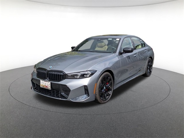 2025 BMW 3 Series 330i's photo