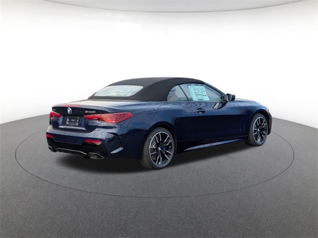 New 2026 BMW M440i xDrive Convertible
