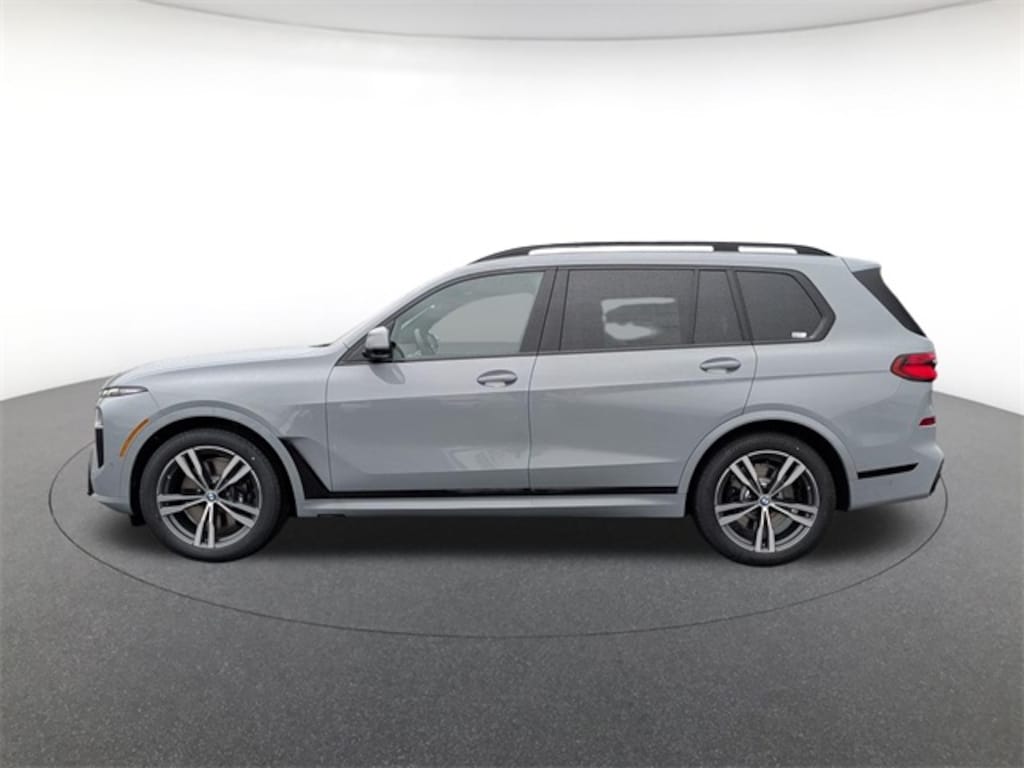 New 2026 BMW X7 xDrive40i SUV