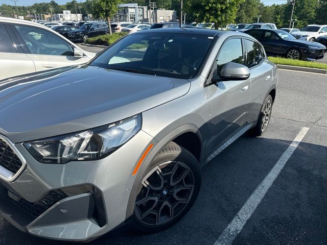 2025 BMW X2 xDrive28i's photo