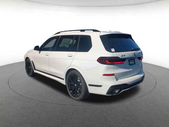 New 2027 BMW X7 xDrive40i SUV