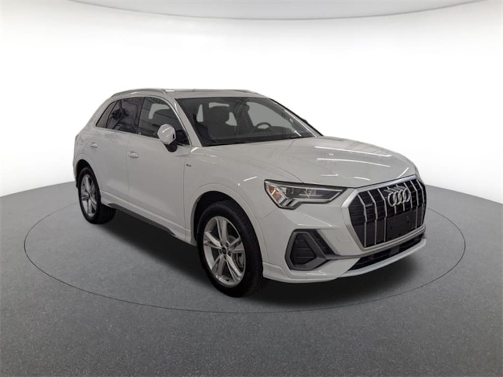 Used 2024 Audi Q3 Premium SUV