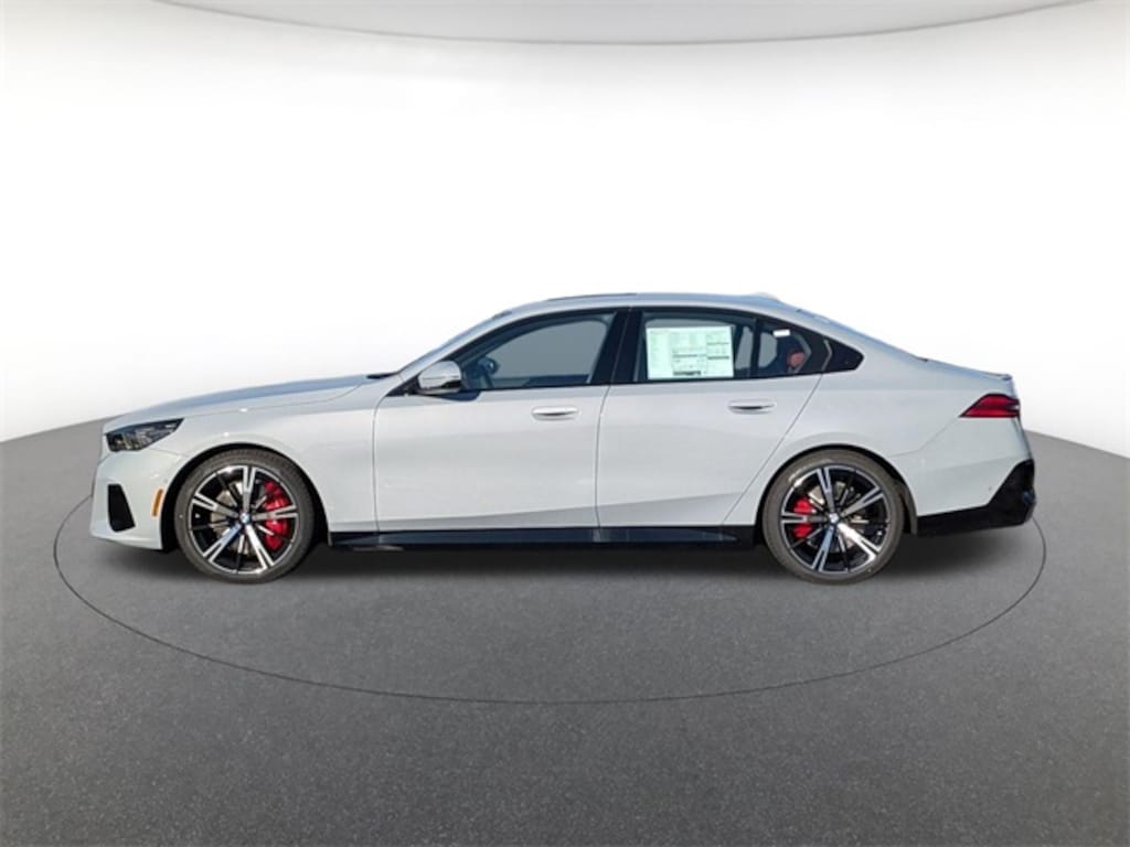 New 2026 BMW 540i xDrive Sedan