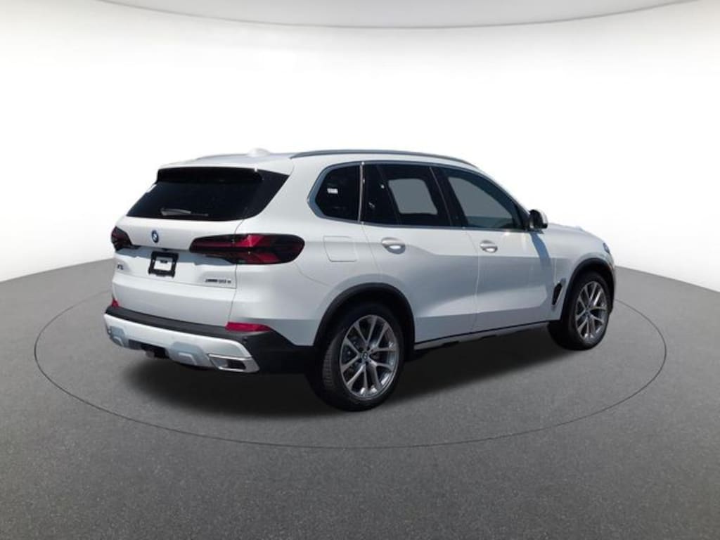 New 2026 BMW X5 PHEV xDrive50e SUV