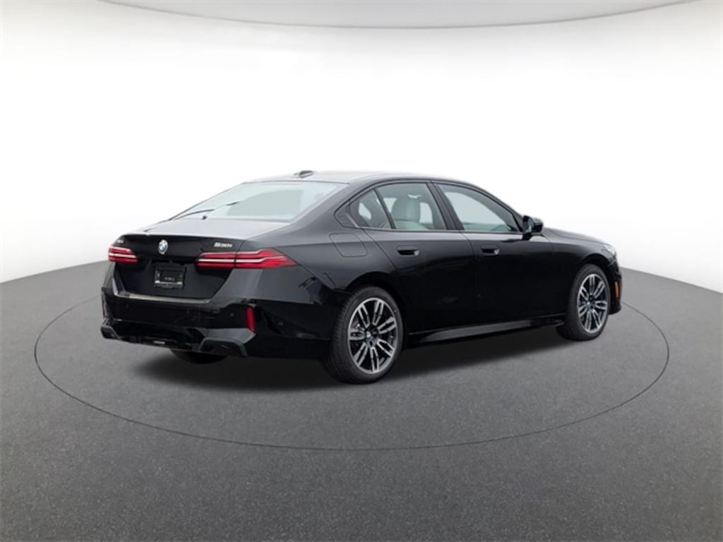 New 2026 BMW 530i xDrive Sedan