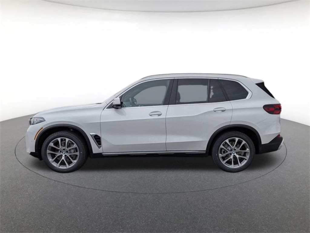 New 2026 BMW X5 xDrive40i SUV