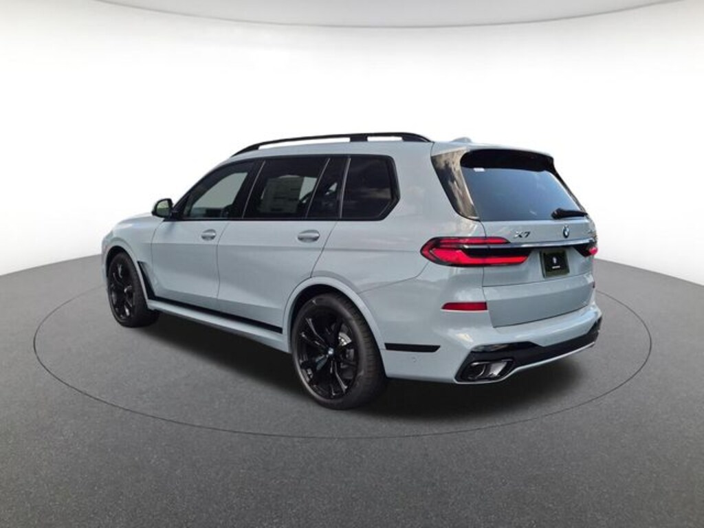 New 2027 BMW X7 xDrive40i SUV