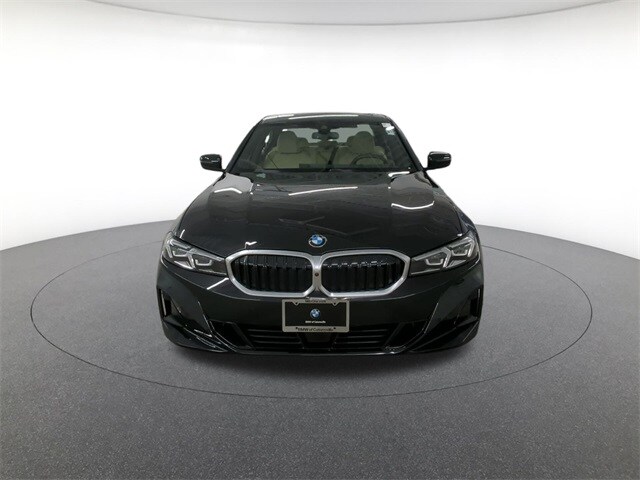 2025 Bmw 330i xDrive photo 2