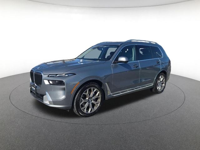 2025 BMW X7 xDrive40i's photo
