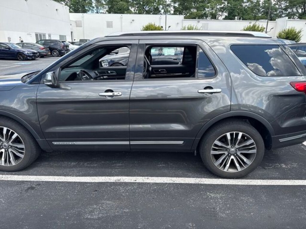 Used 2018 Ford Explorer Platinum SUV