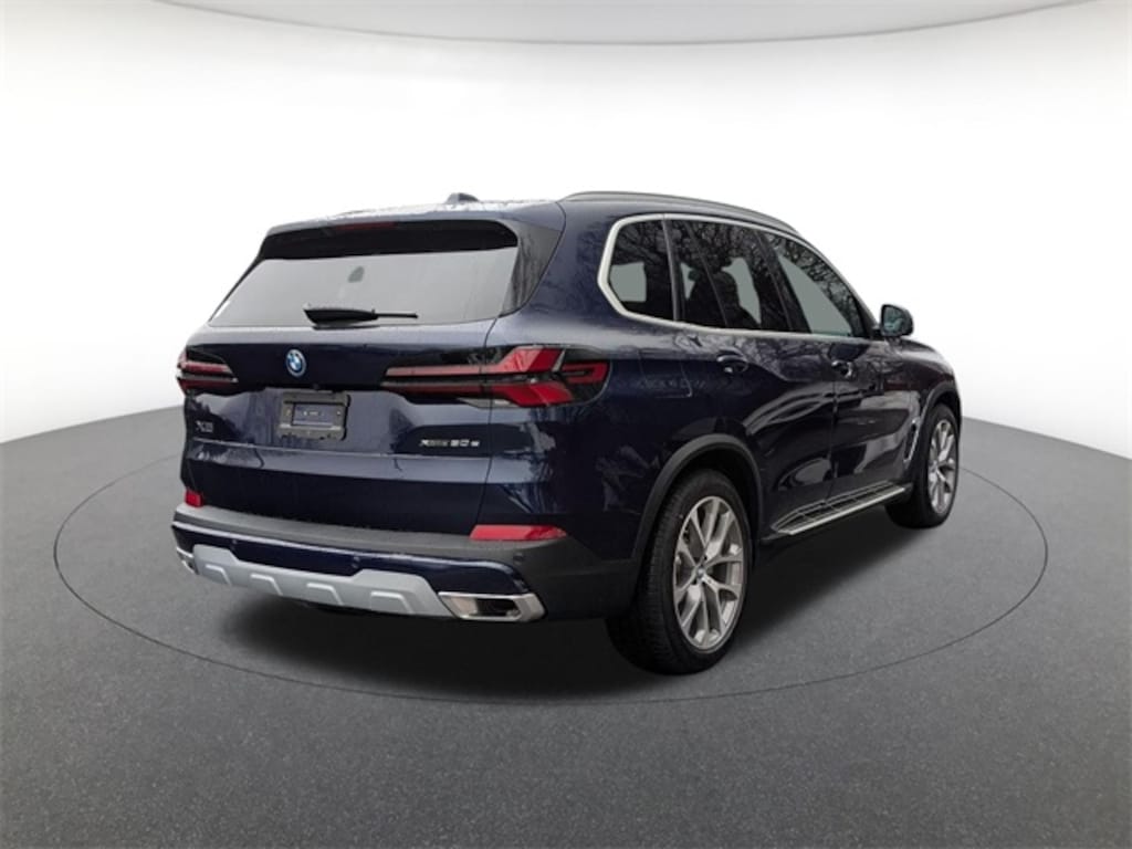 New 2026 BMW X5 PHEV xDrive50e SUV