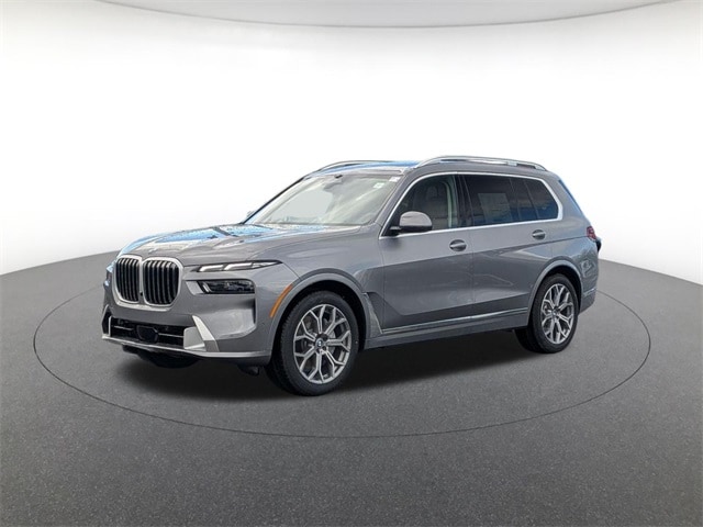 2026 BMW X7 40i's photo
