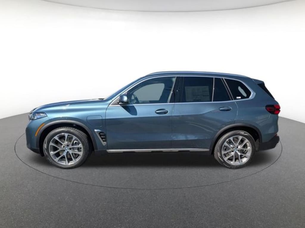 New 2026 BMW X5 PHEV xDrive50e SUV