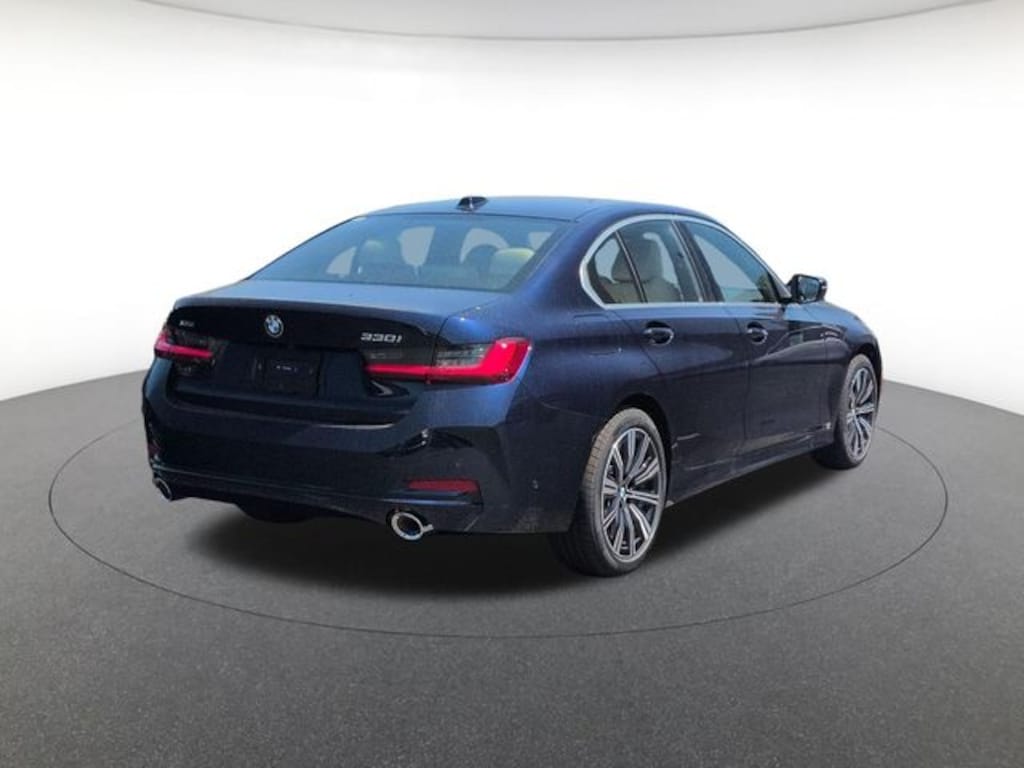 New 2026 BMW 330i xDrive Sedan