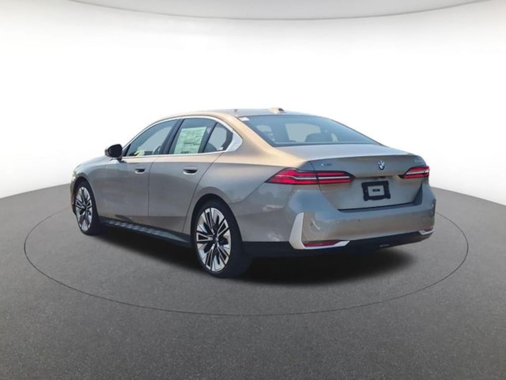 New 2027 BMW 530i xDrive Sedan