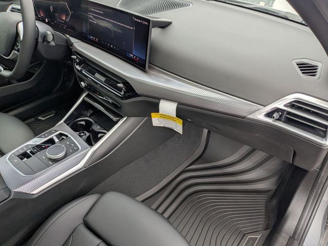 2025 BMW 3 Series 330i - Photo 19