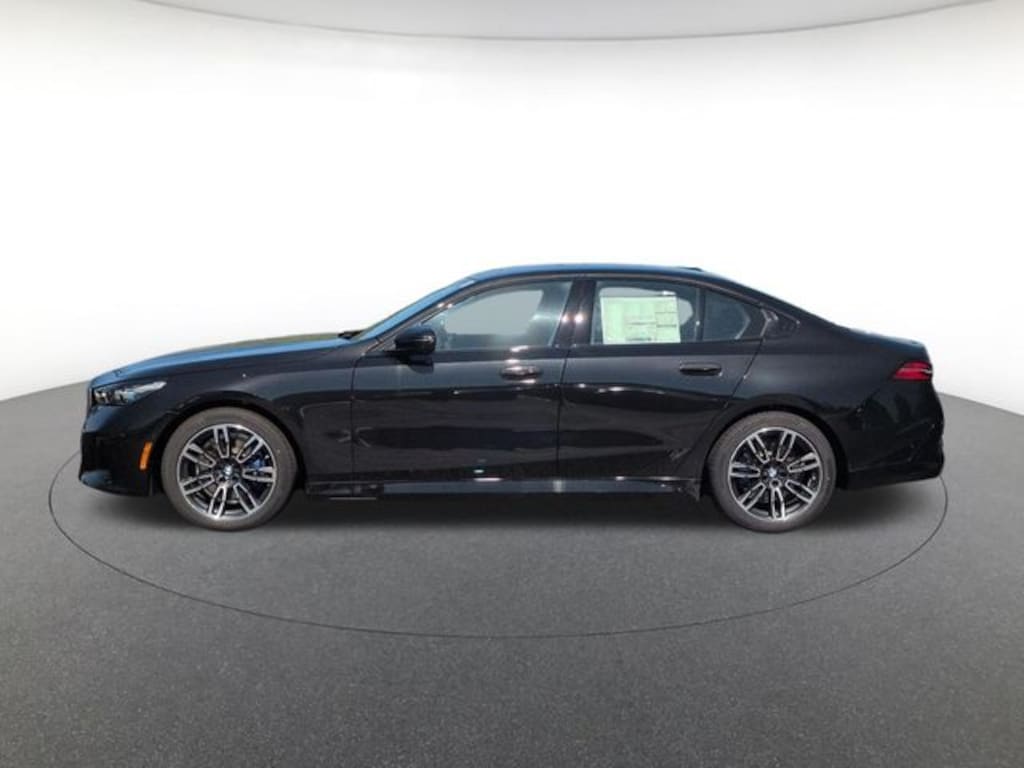 New 2026 BMW 530i xDrive Sedan