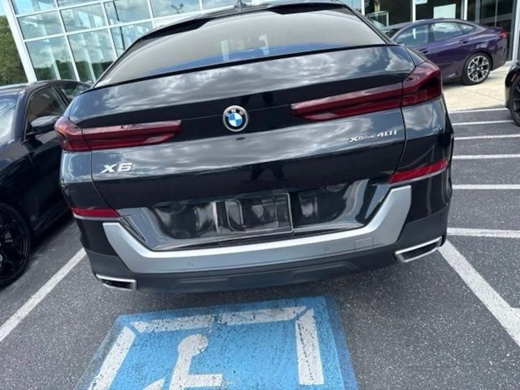 Used 2021 BMW X6 xDrive40i SUV