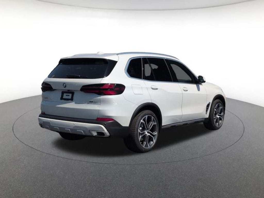 New 2026 BMW X5 xDrive40i SUV