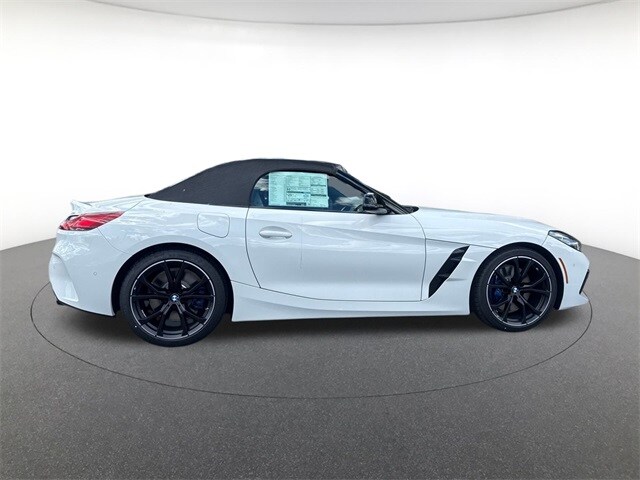2026 Bmw Z4 M40i photo 3