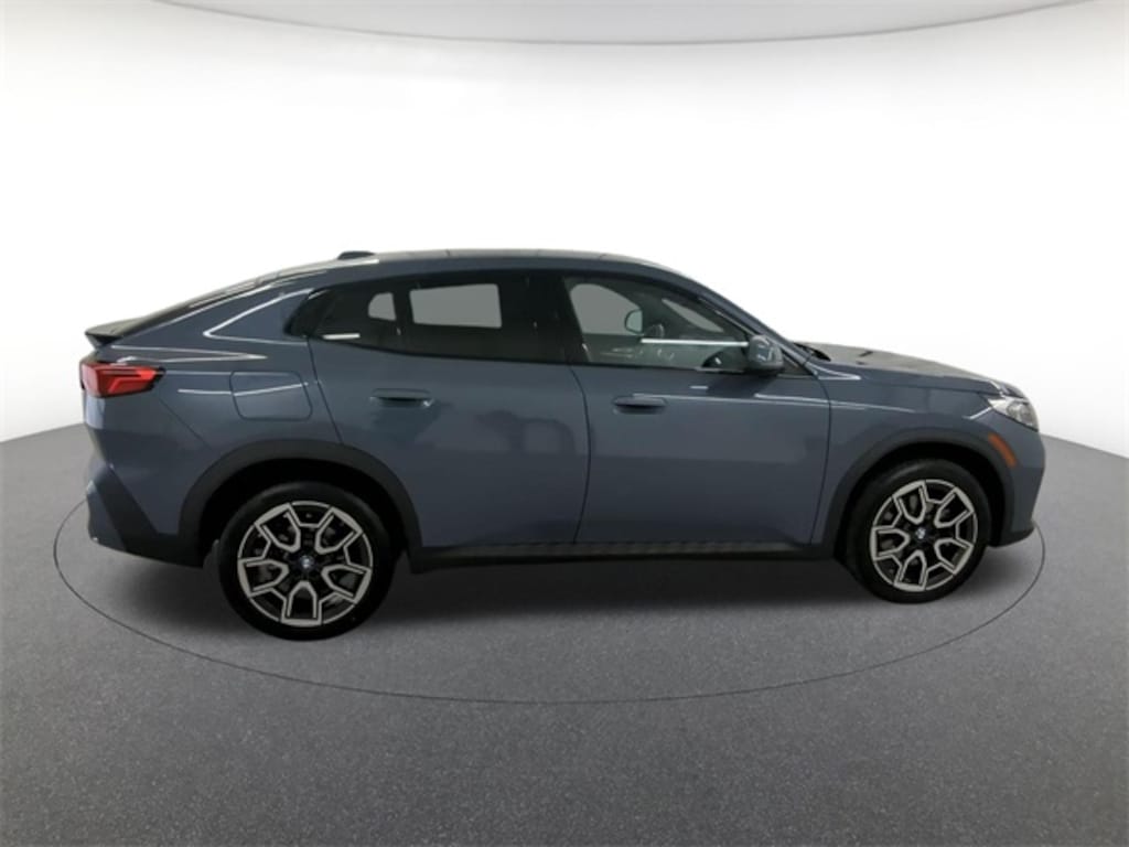 Used 2025 BMW X2 xDrive28i SUV