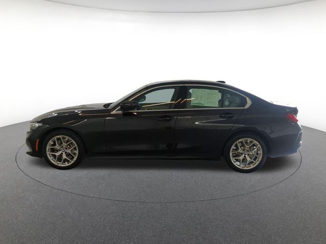 2025 BMW 3 Series 330i - Photo 8