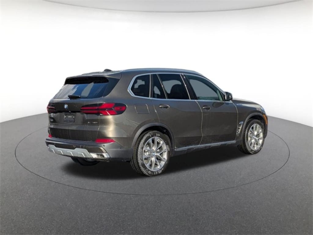 New 2026 BMW X5 xDrive40i SUV
